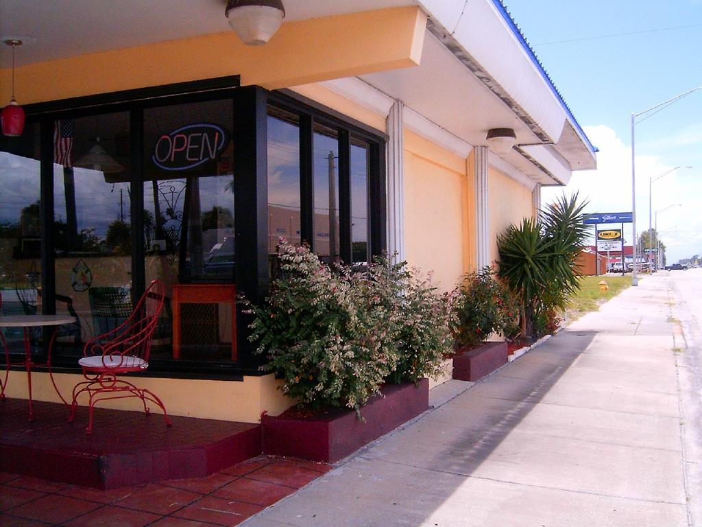 Budget Inn Of Okeechobee Exteriér fotografie