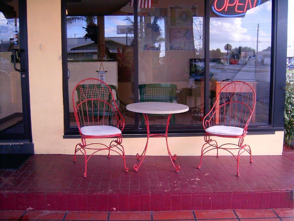 Budget Inn Of Okeechobee Exteriér fotografie